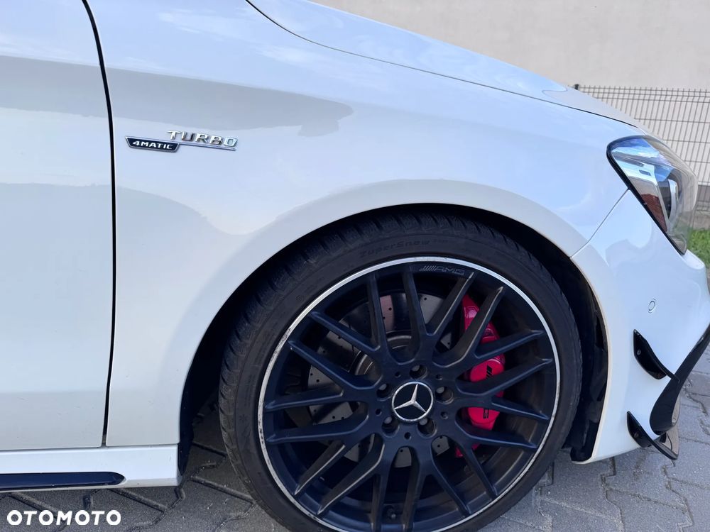 Mercedes-Benz CLA AMG 45 4-Matic - 9