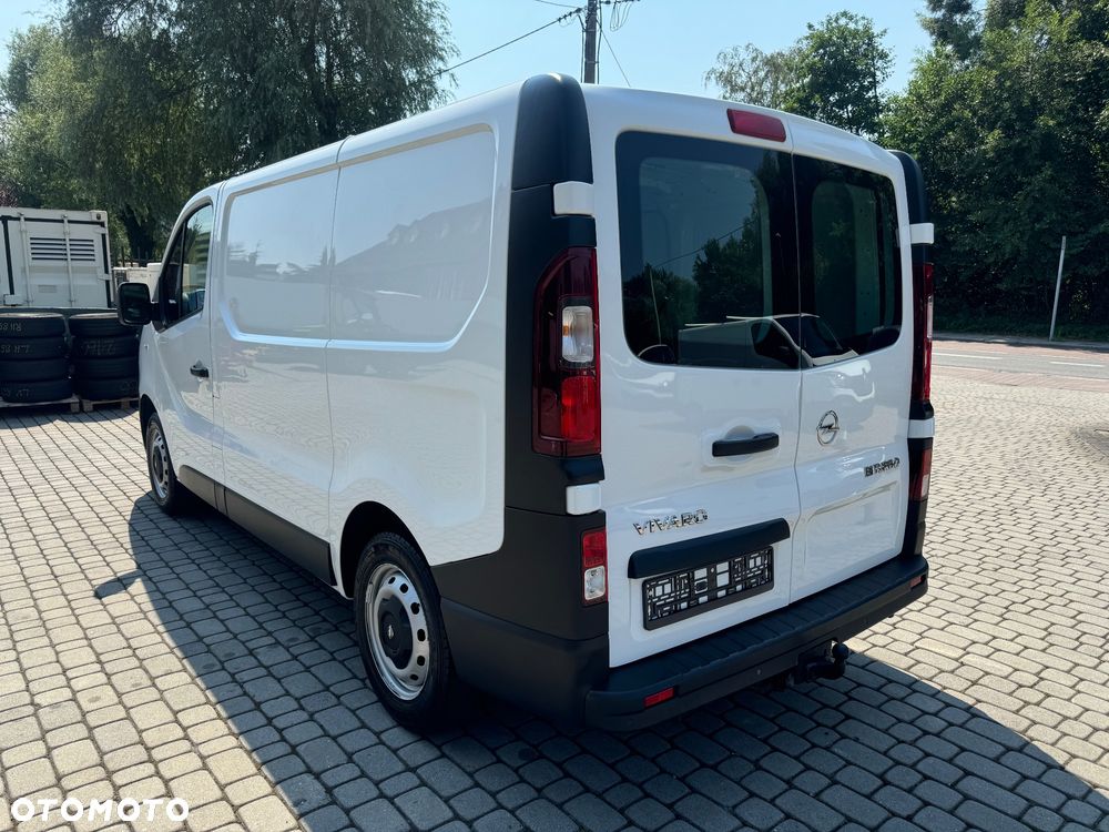 Opel Vivaro - 7