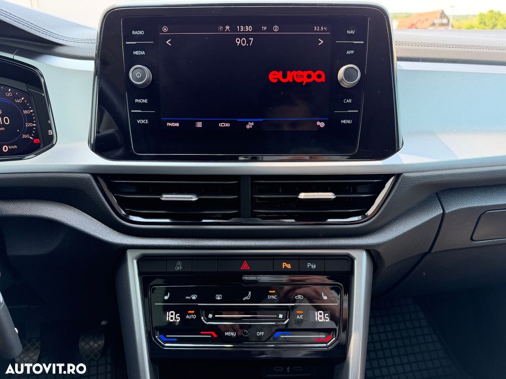 Volkswagen T-Roc 1.0 TSI Design - 17