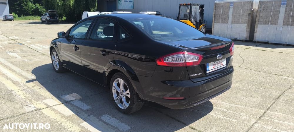 Ford Mondeo 2.0 Duratorq TDCi Powershift Titanium - 8