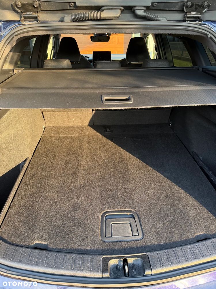 Toyota Corolla 1.8 Hybrid Comfort - 13