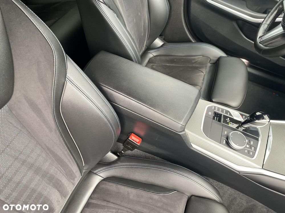 BMW Seria 3 - 26