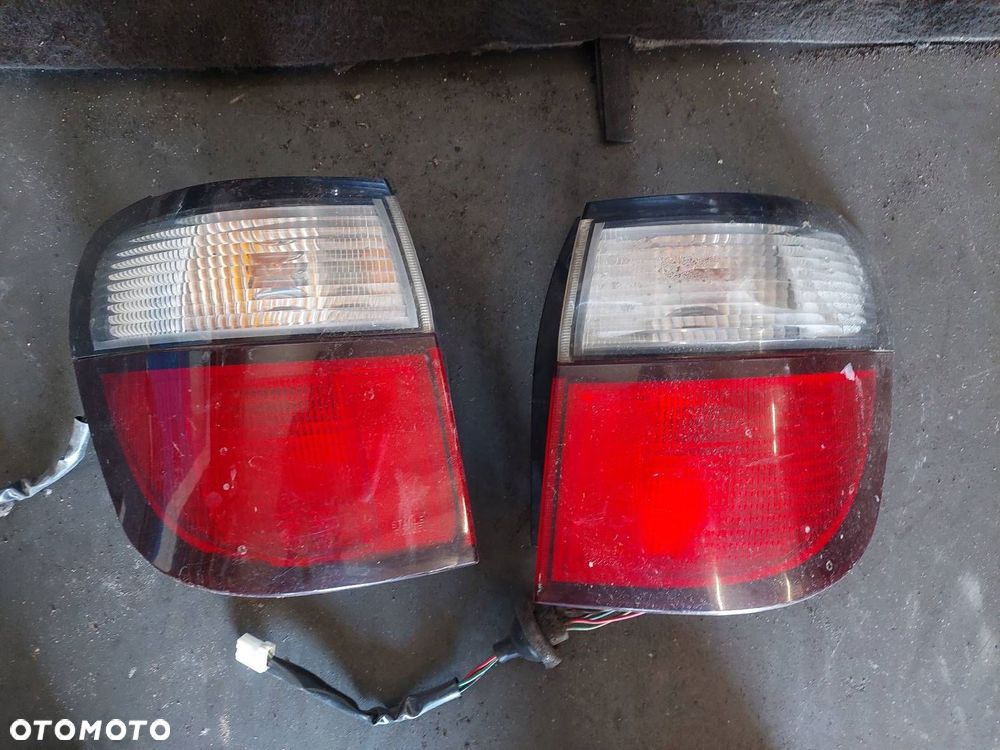KOMPLETNY TYŁ KLAPA BAGAŻNIKA ZDERZAK LAMPY MAZDA 626 V GF KOMBI 12K - 2