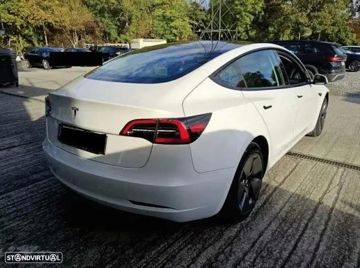 Tesla Model 3 Premium Long Range RWD - 9