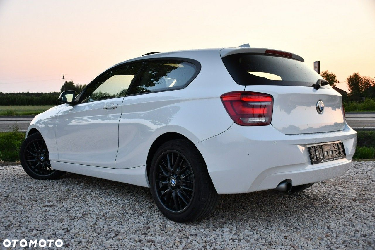 BMW Seria 1 - 23
