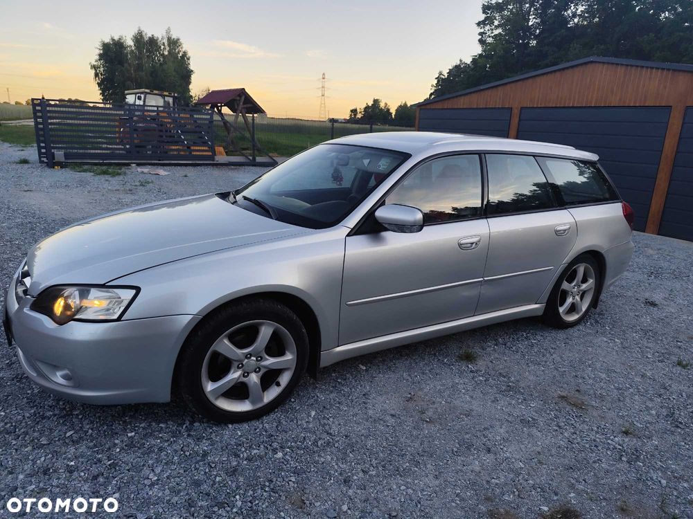 Subaru Legacy - 1