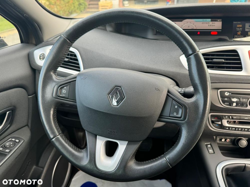 Renault Grand Scenic TCe 130 Dynamique - 22