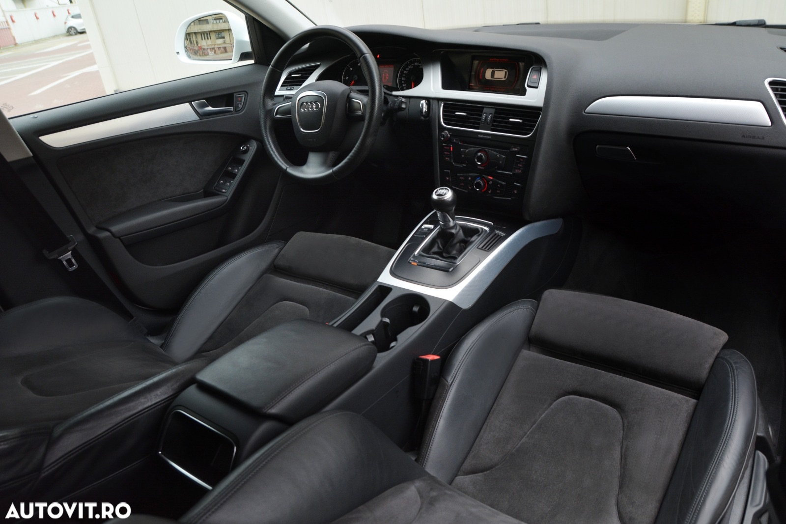 Audi A4 2.0 TDI Avant - 13
