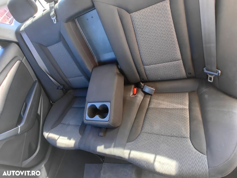 HYUNDAI i40 2014 — imagine 9