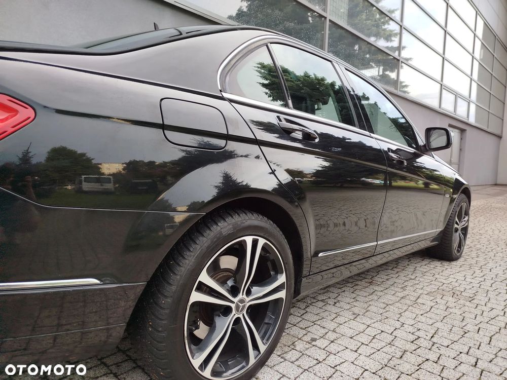 Mercedes-Benz Klasa C 350 7G-TRONIC Avantgarde - 36