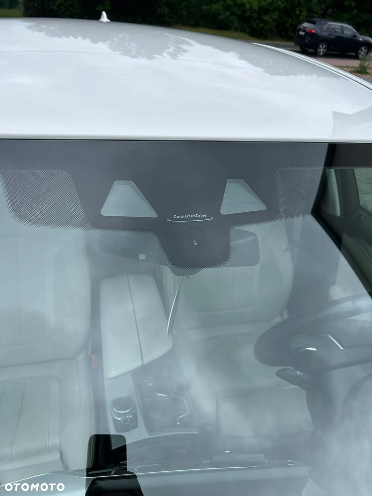 BMW Seria 5 530e iPerformance - 8