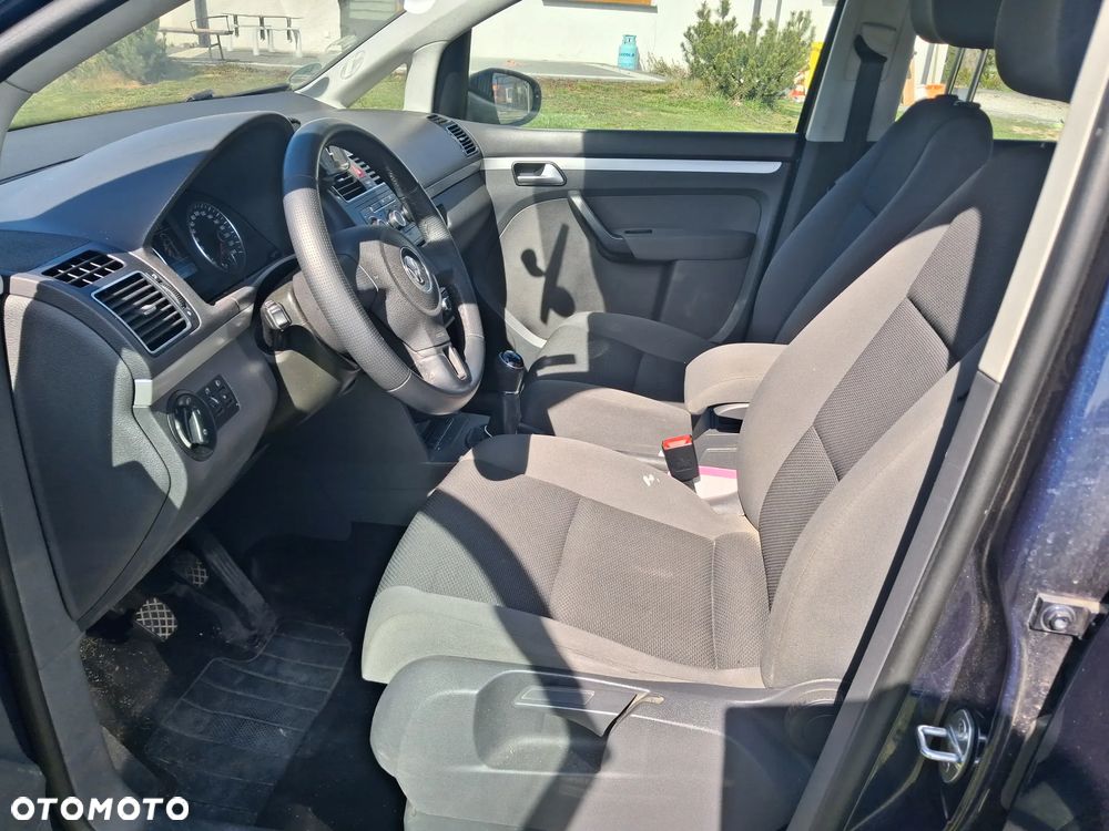 Volkswagen Touran 1.6 TDI DPF Comfortline - 9