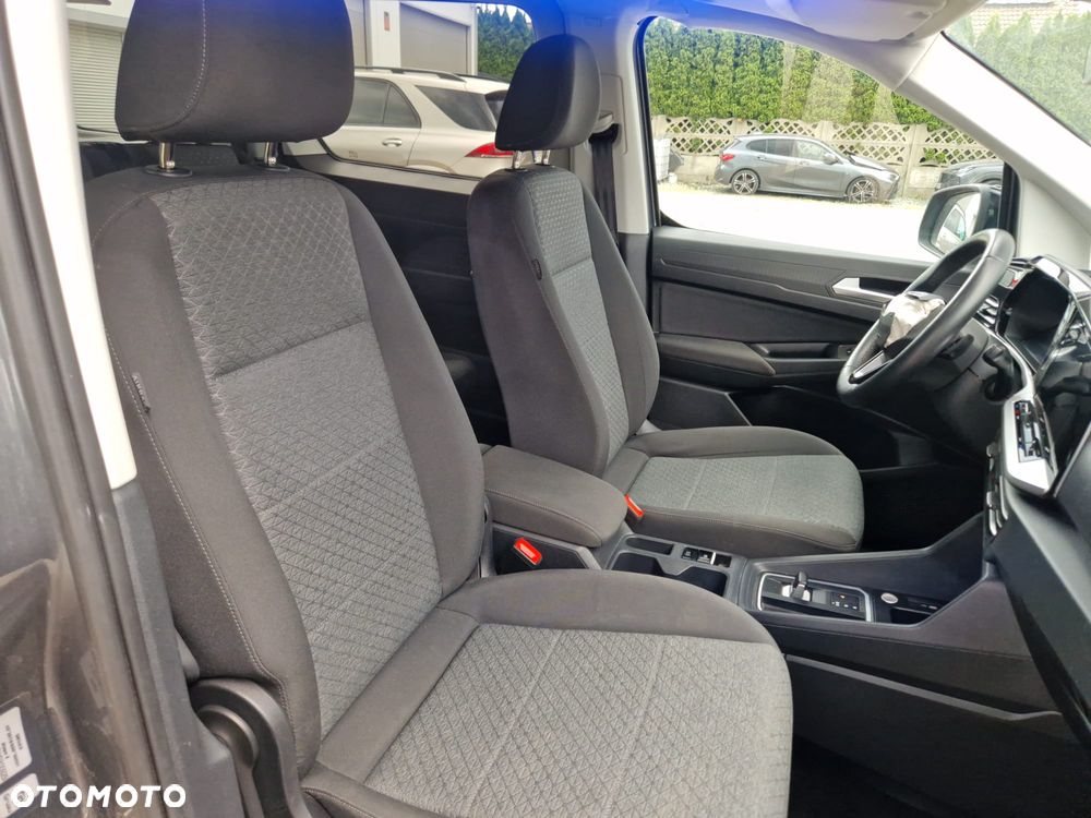 Ford Tourneo Connect Grand - 24