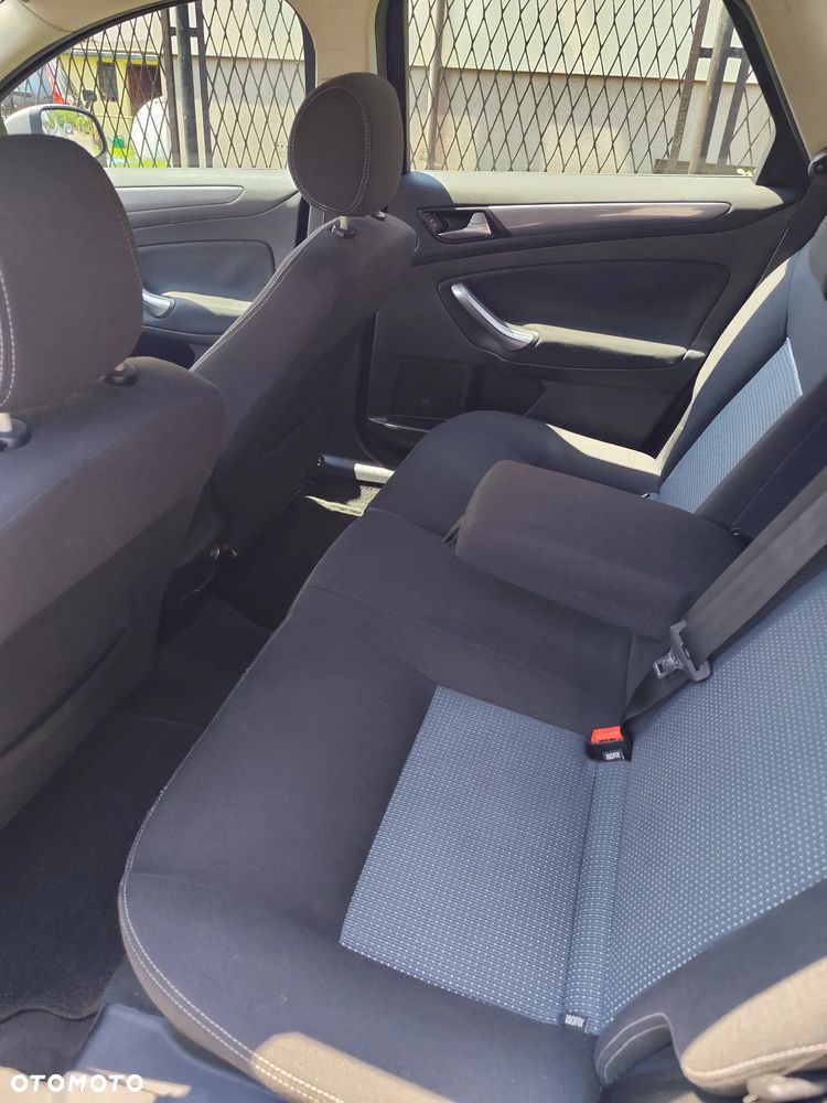 Ford Mondeo 1.6 TDCi Trend - 7