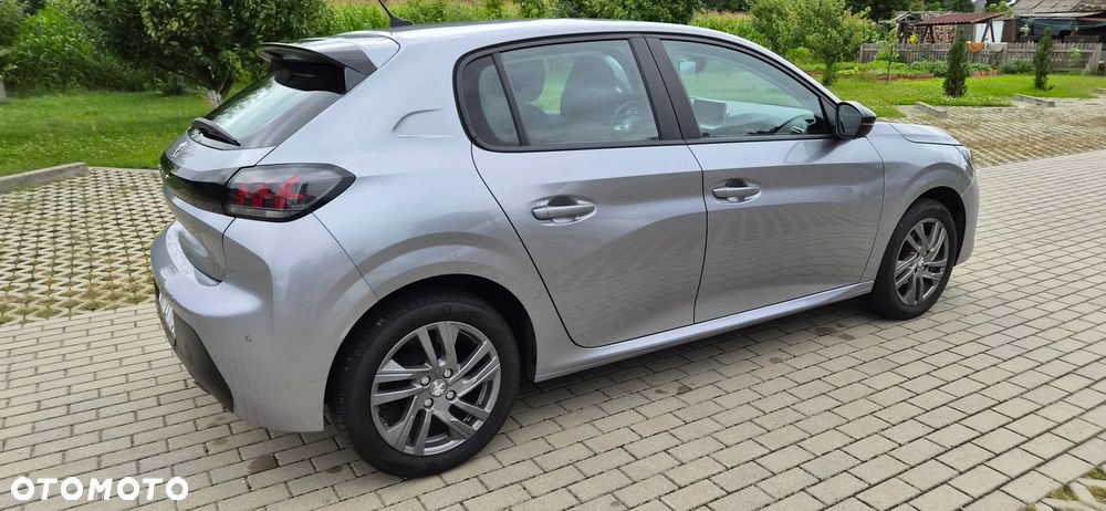 Peugeot 208 PureTech 75 Allure - 9