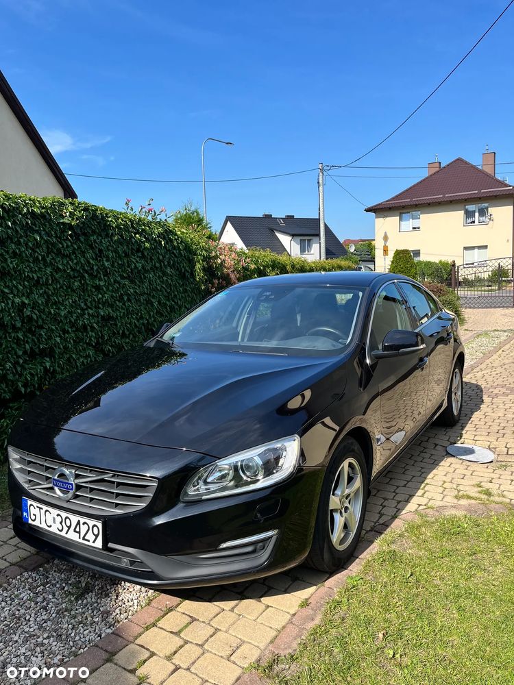Volvo S60 D4 Drive-E Momentum - 1