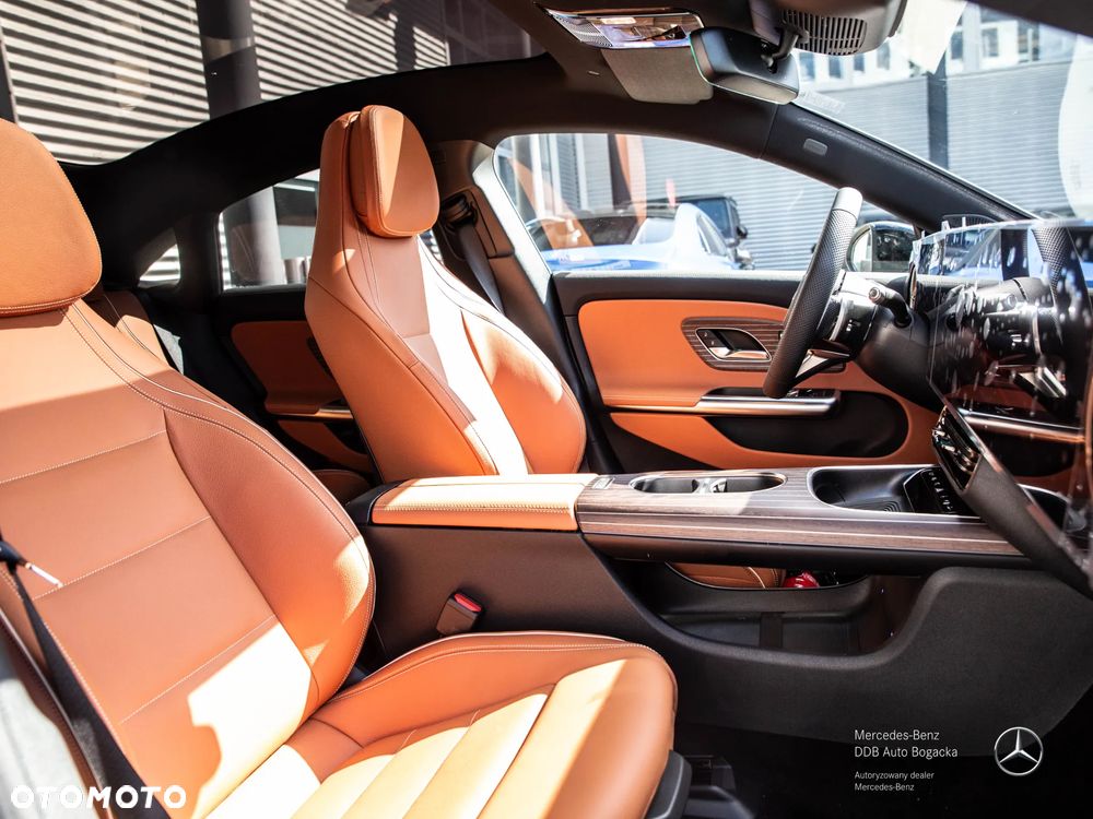 Mercedes-Benz CLA 200 mHEV 4-Matic 8G-DCT - 7