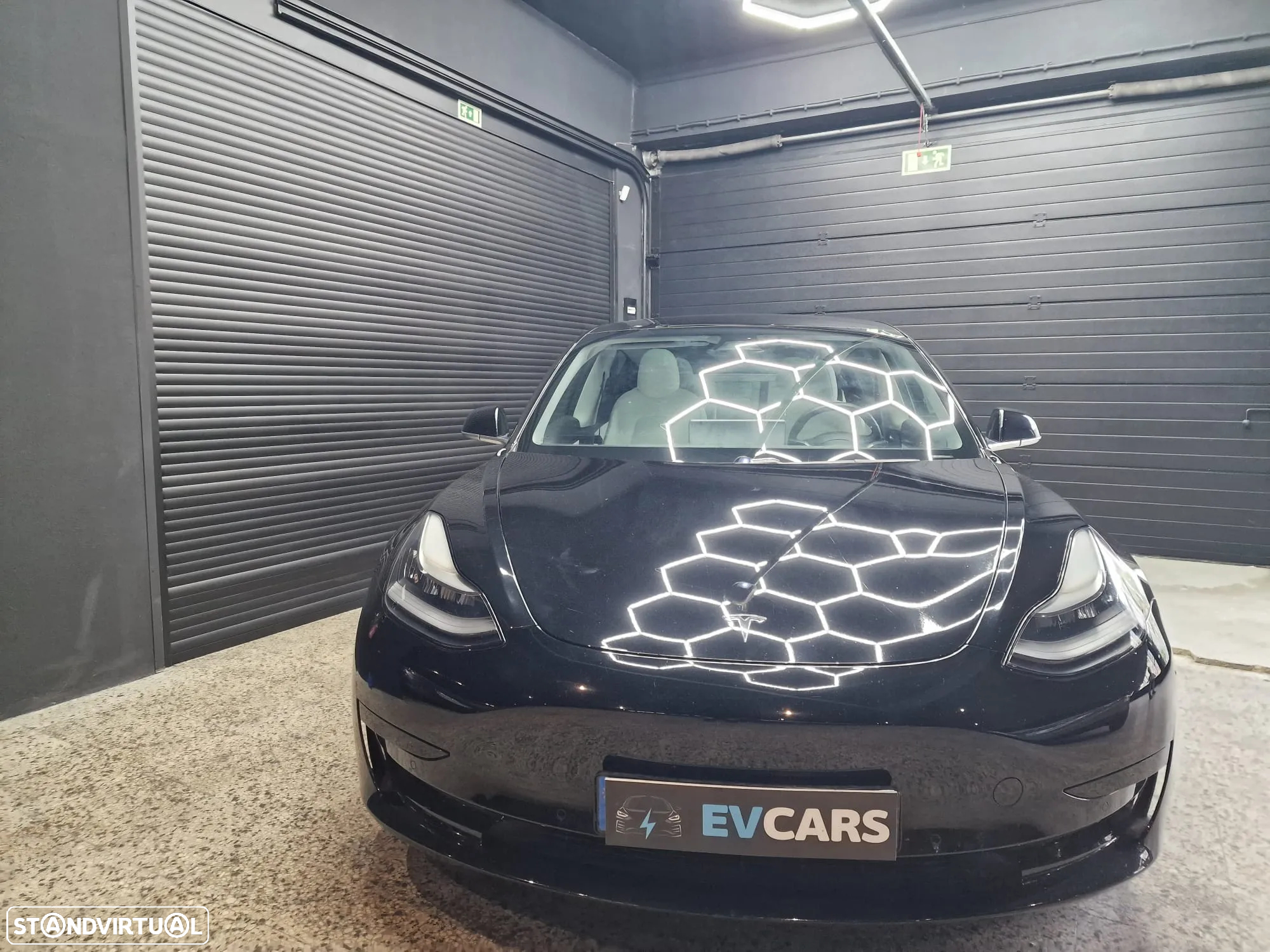 Tesla Model 3 Standard Range Plus RWD - 11