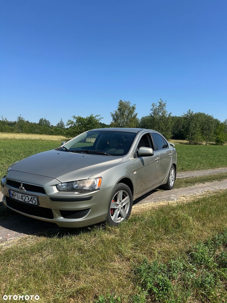 Mitsubishi Lancer 1.8 Intense - 1