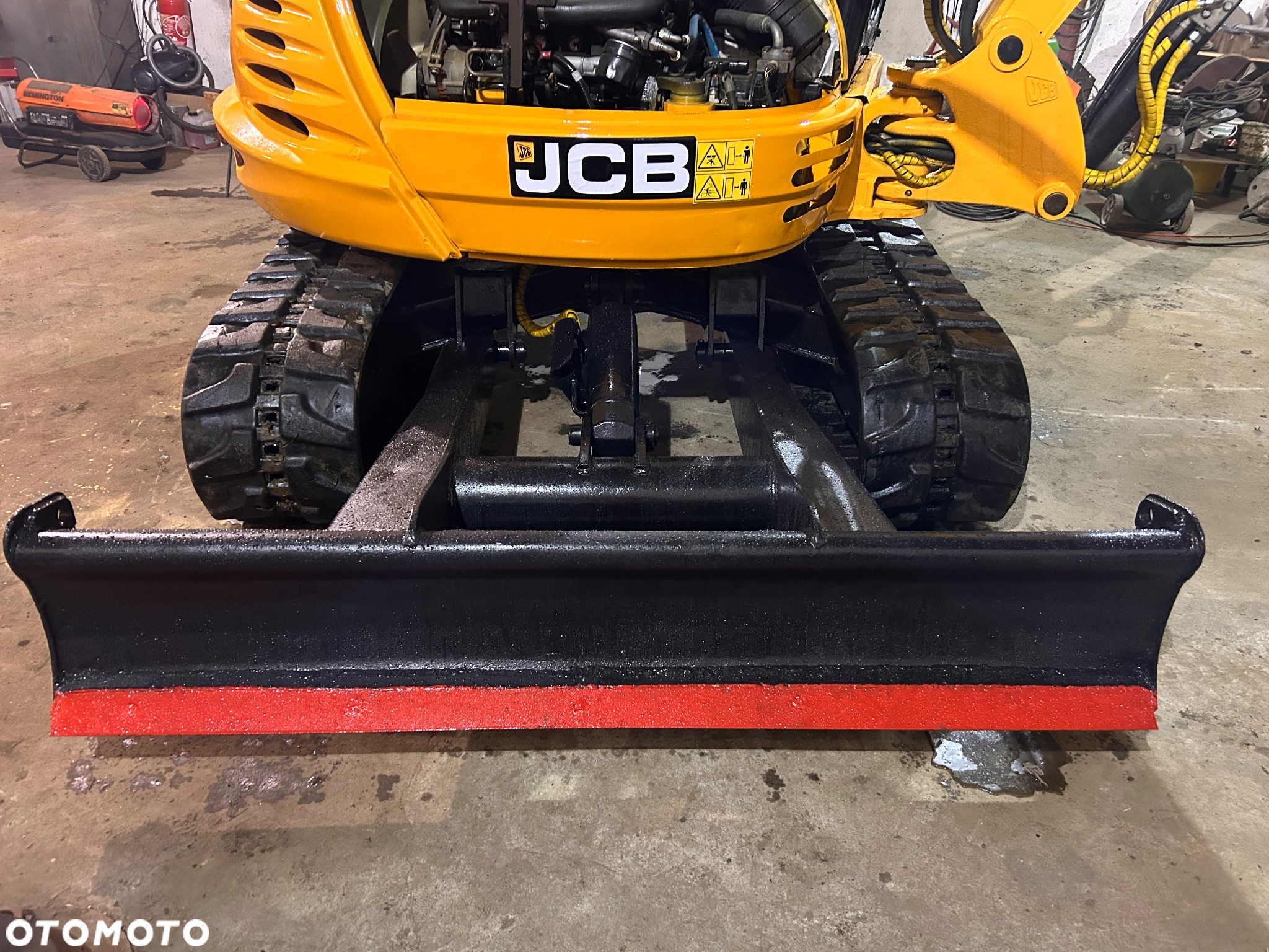 JCB 8065 - 6