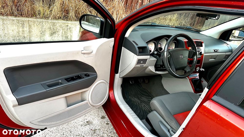 Dodge Caliber 1.8 SE - 9