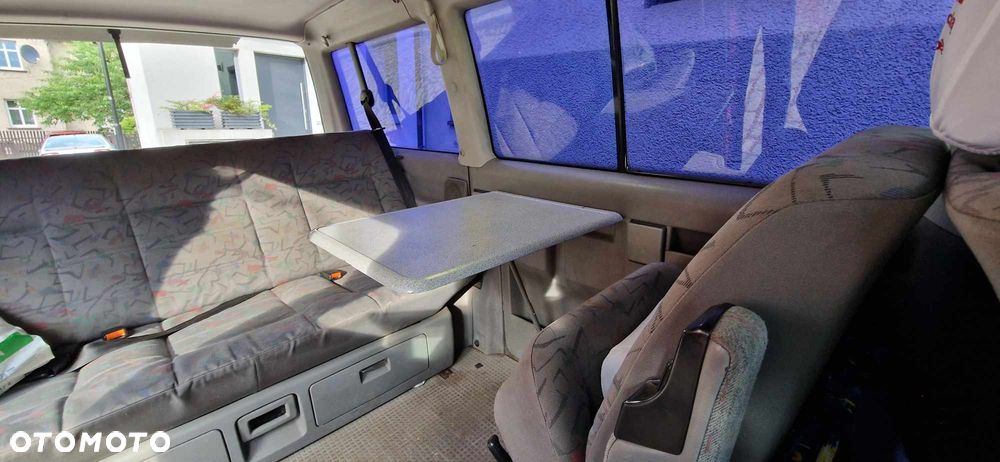 Volkswagen Multivan Standard - 8