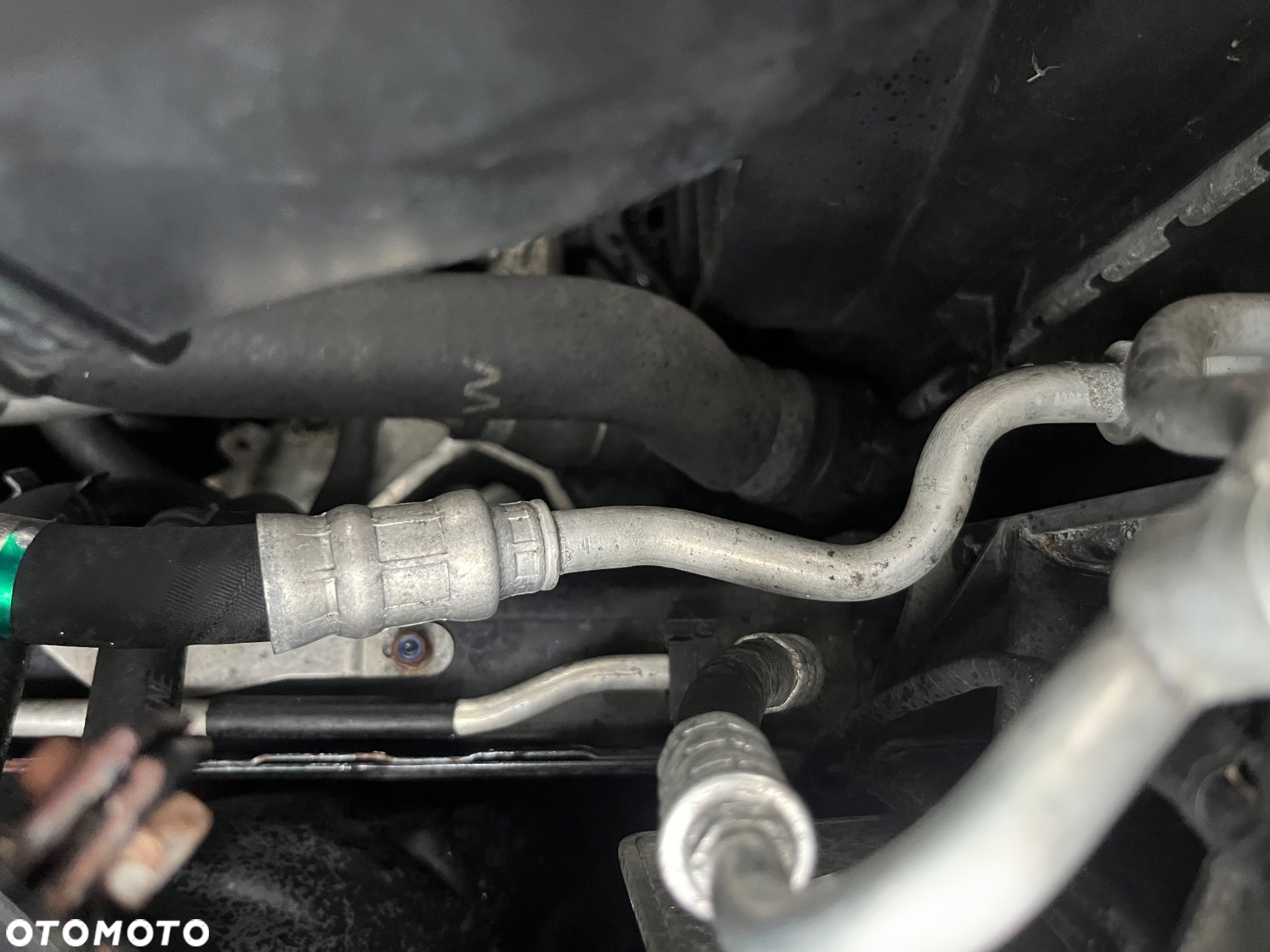 BMW Seria 3 318d DPF Touring - 23