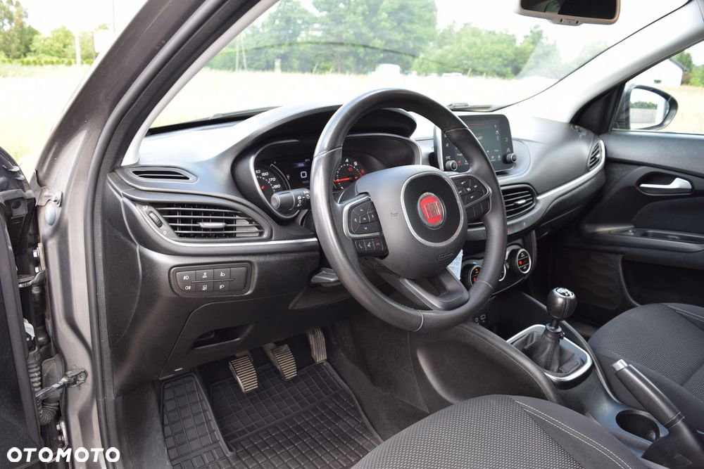 Fiat Tipo 1.4 T-Jet Lounge - 17