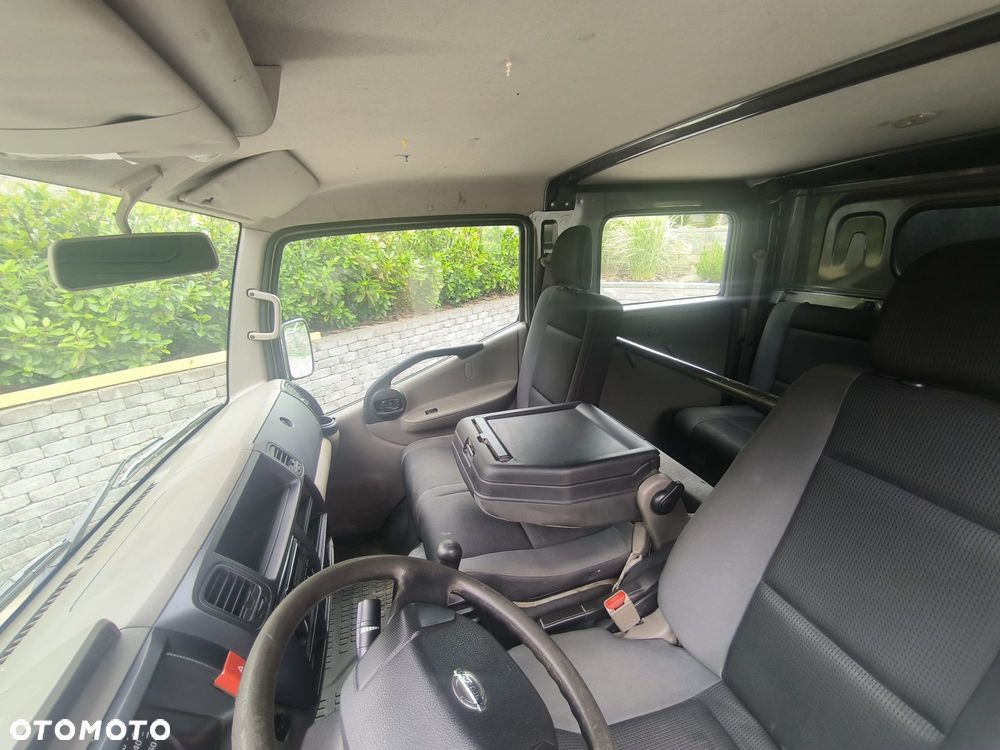 Nissan Cabstar - 11