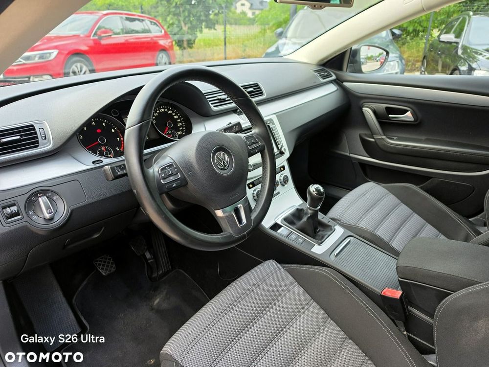 Volkswagen Passat CC - 29