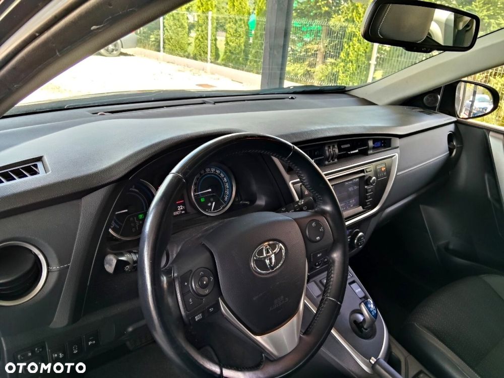 Toyota Auris - 5