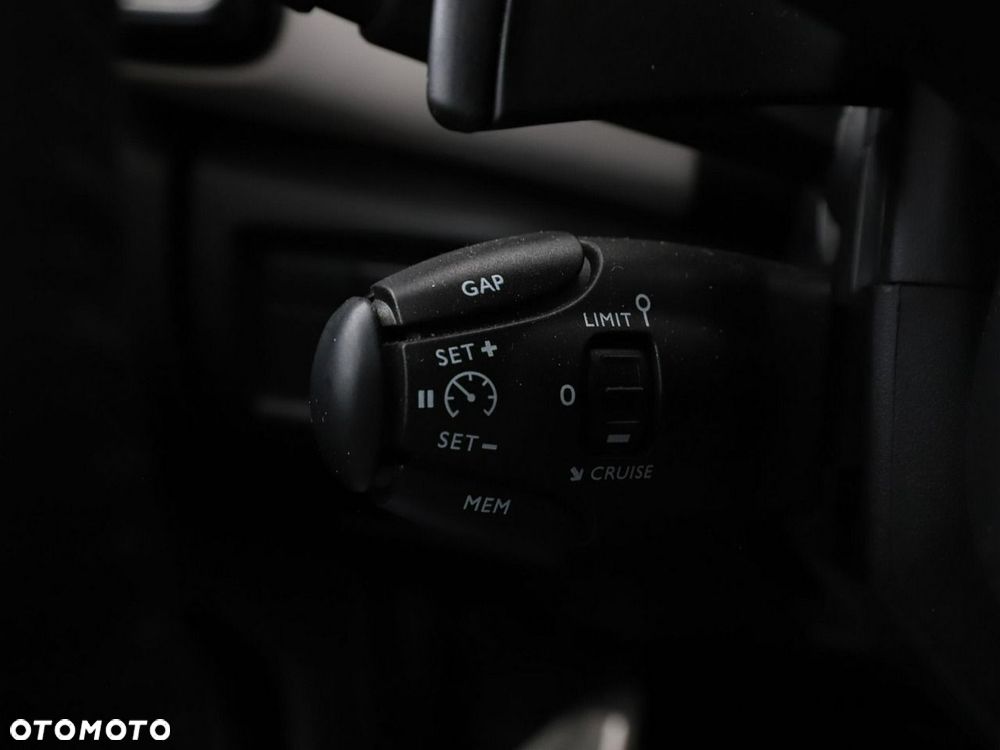 Citroën C5 Aircross 225 e-EAT8 SHINE - 38