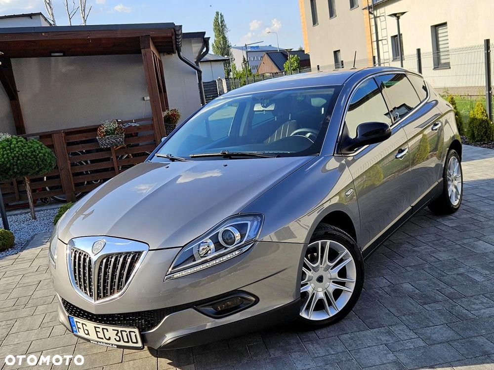 Lancia Delta 1.4 TurboJet 16v Gold - 3