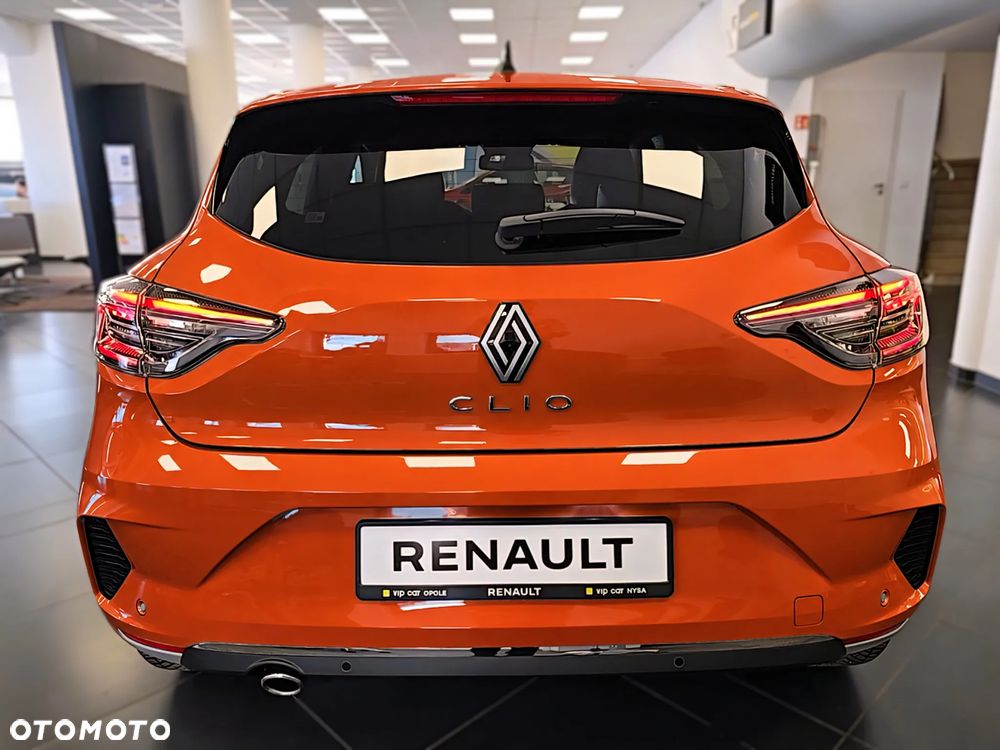 Renault Clio - 9