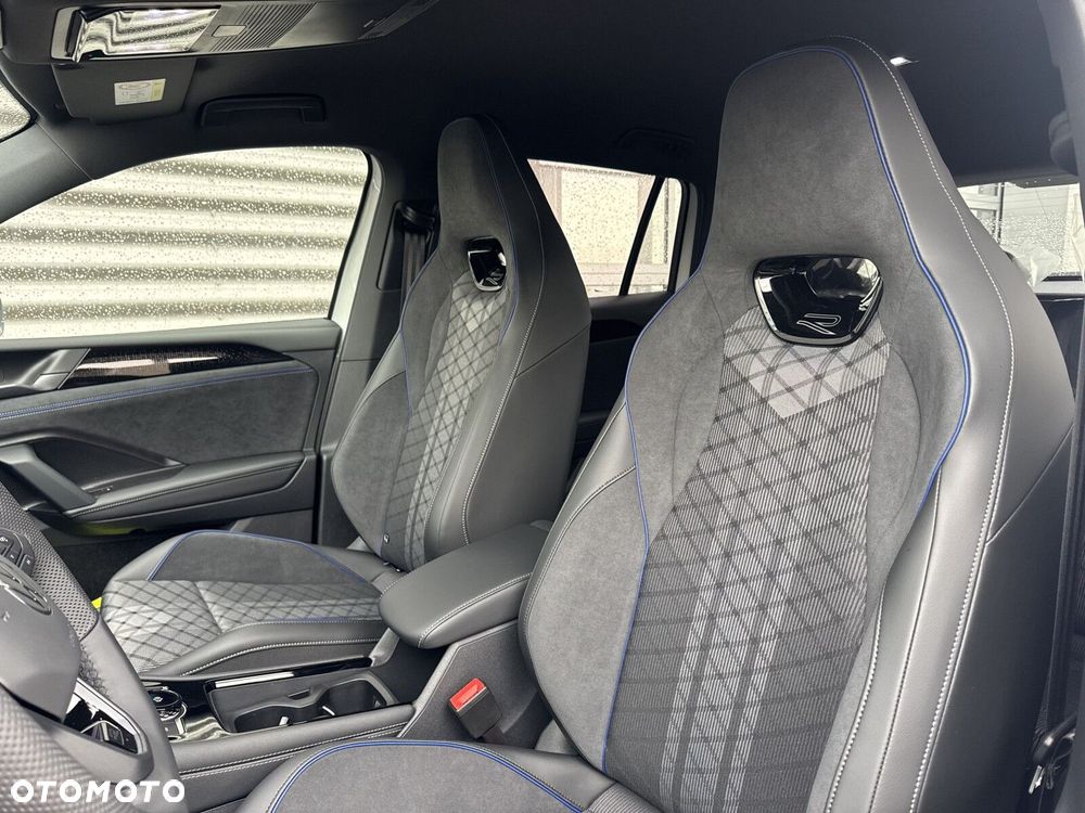 Volkswagen Tiguan - 11