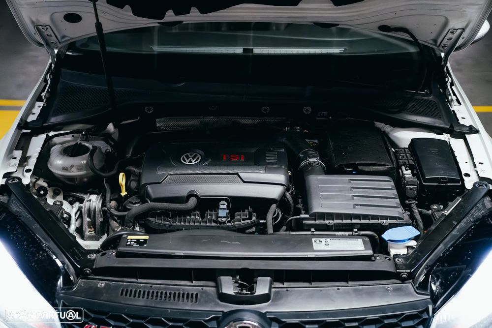 VW Golf 2.0 TSi GTi DSG Performance - 10