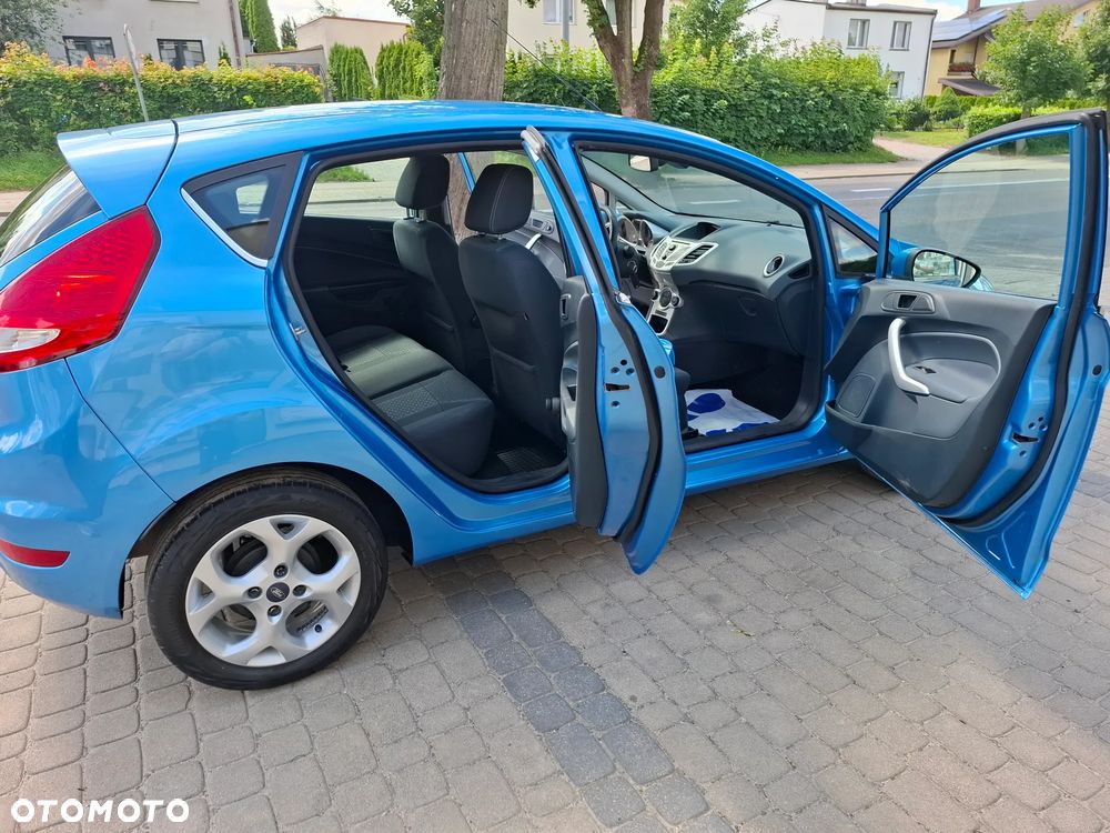 Ford Fiesta 1.25 Titanium - 27