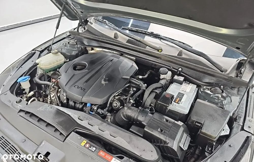 Kia K5 - 6