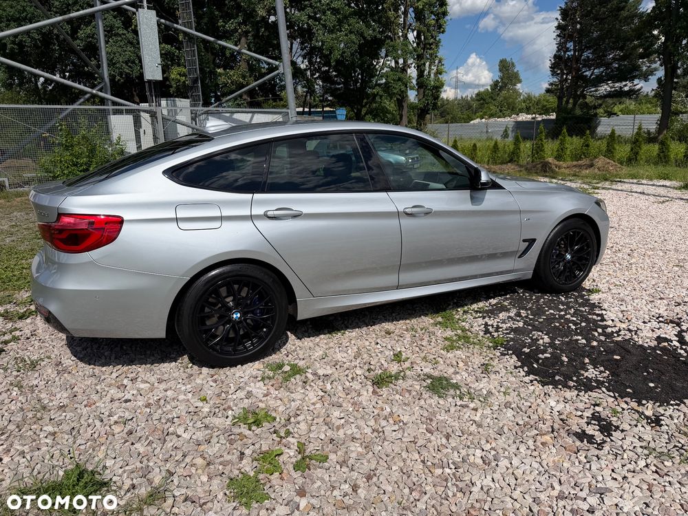 BMW 3GT 320d M Sport - 10