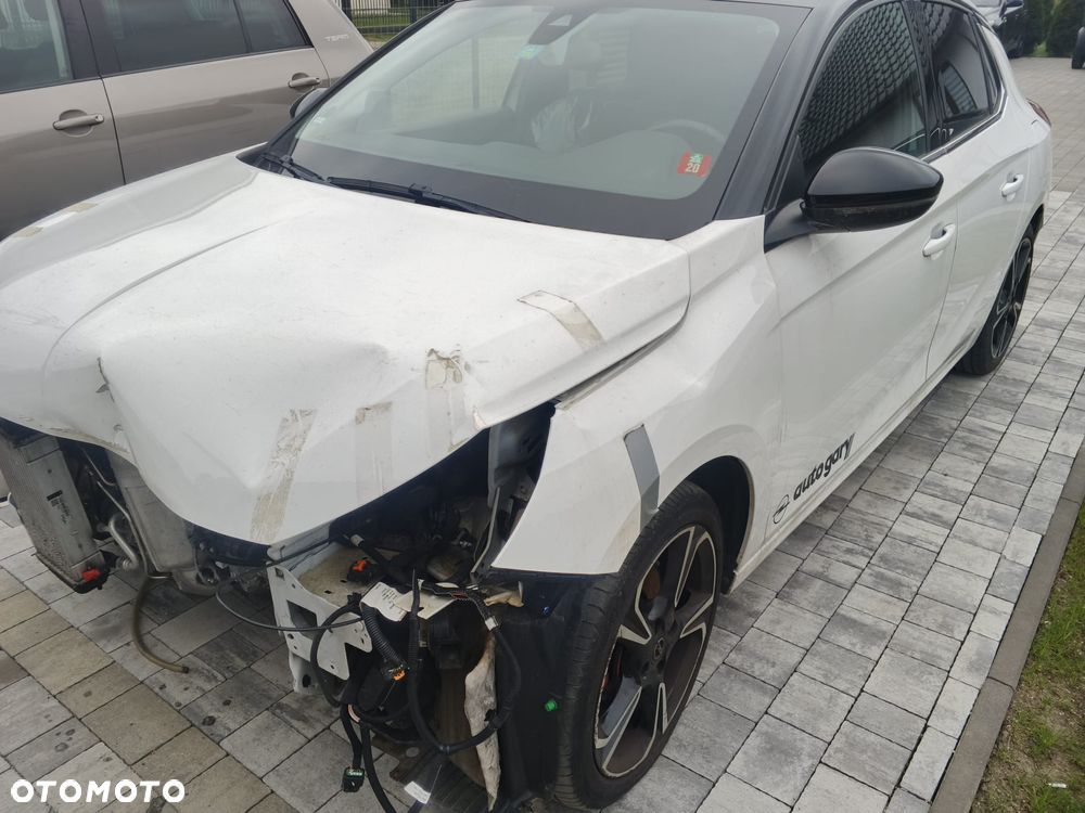 Opel Corsa 1.2 Direct Injection Turbo GS - 4