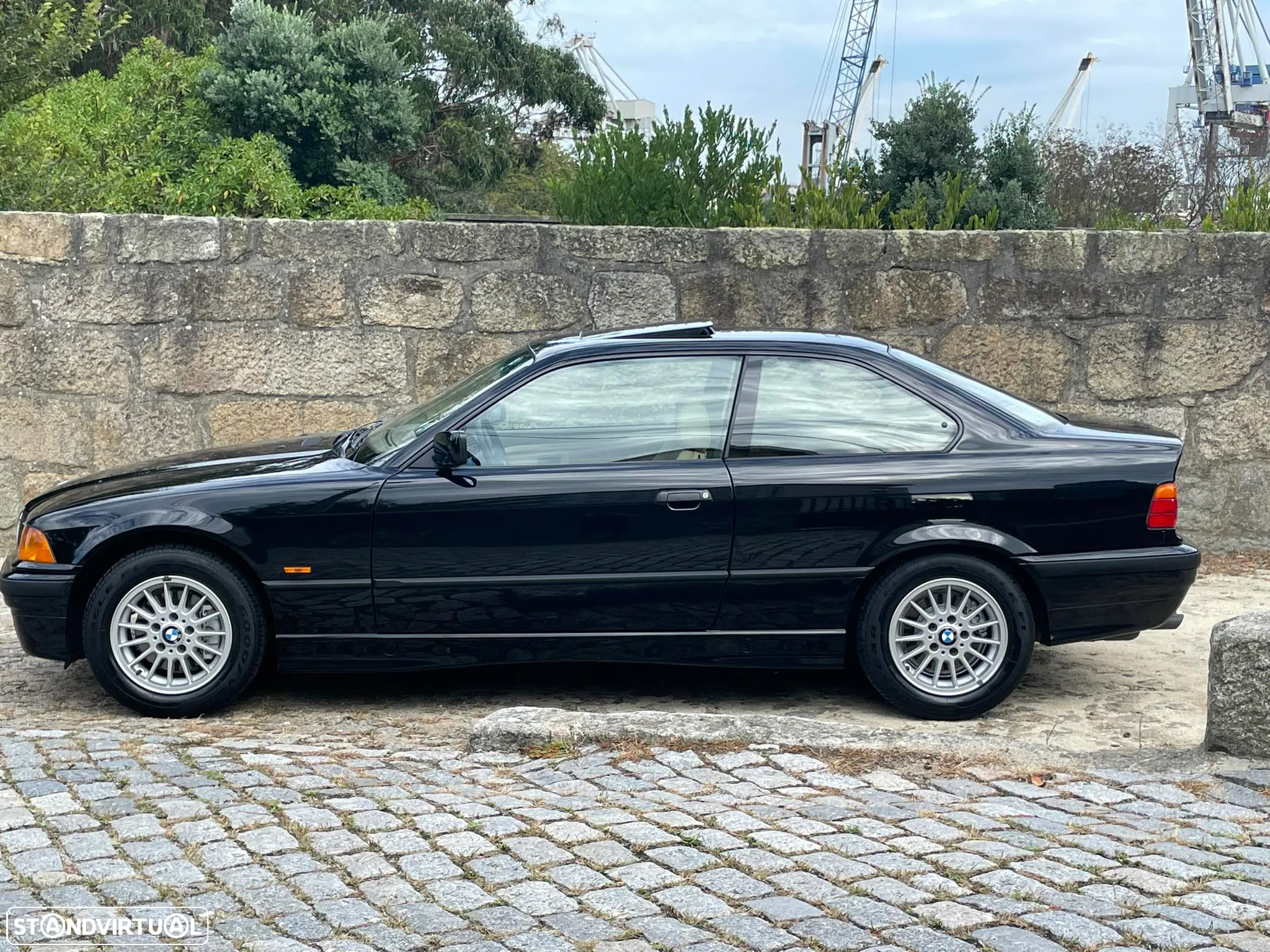 BMW 323 - 9