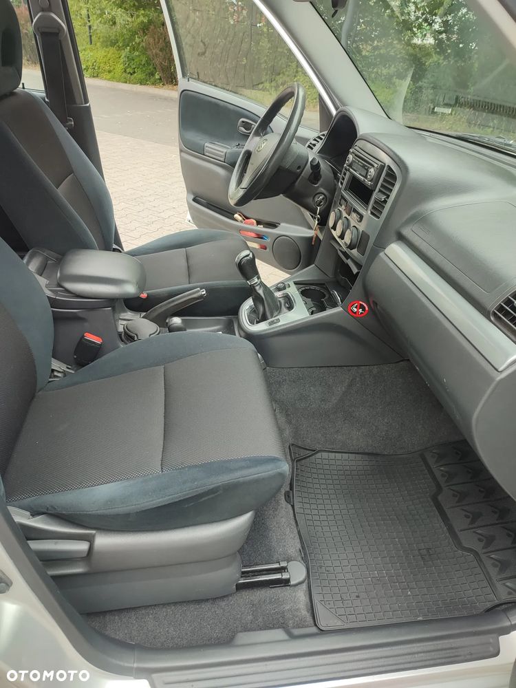 Suzuki Grand Vitara 2.0 Comfort Limited - 15