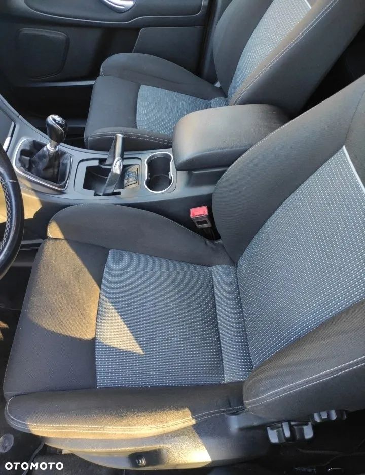 Ford S-Max - 10