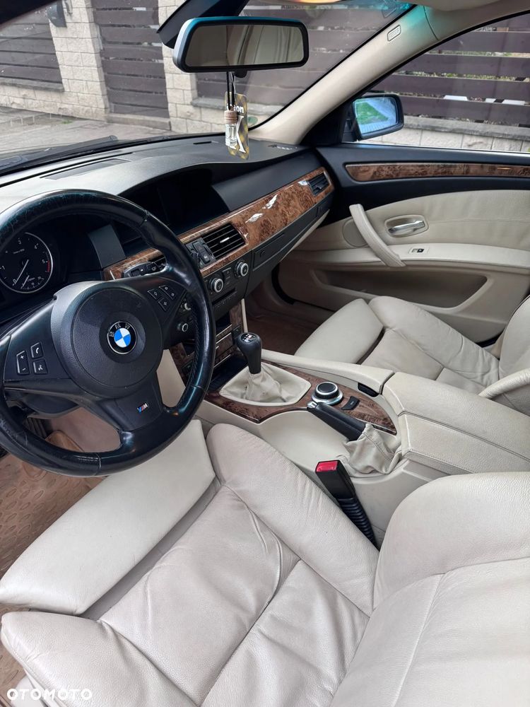 BMW Seria 5 530d xDrive Edition Sport - 7