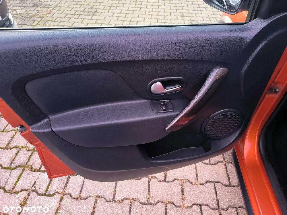 Dacia Sandero Stepway TCe 90 Prestige - 32