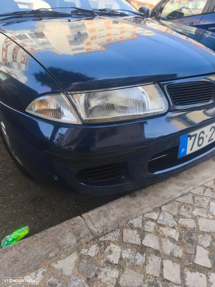 Mitsubishi Carisma Hatchback 1.6 GLX ABS - 10