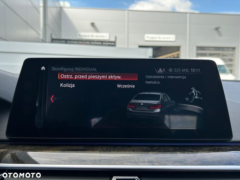 BMW Seria 5 530i GPF xDrive Sport Line sport - 29