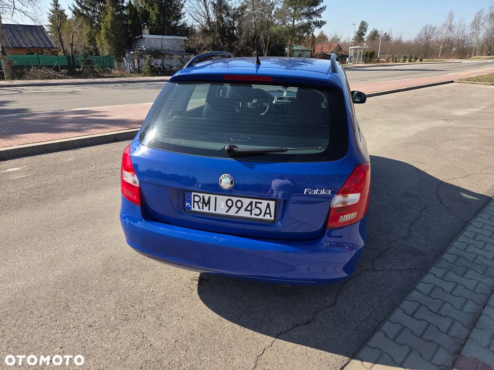 Skoda Fabia 1.4 16V Ambiente - 5