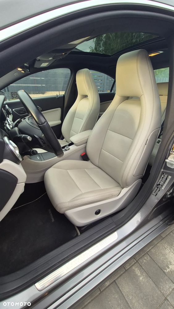 Mercedes-Benz CLA 250 7G-DCT Edition 1 - 11
