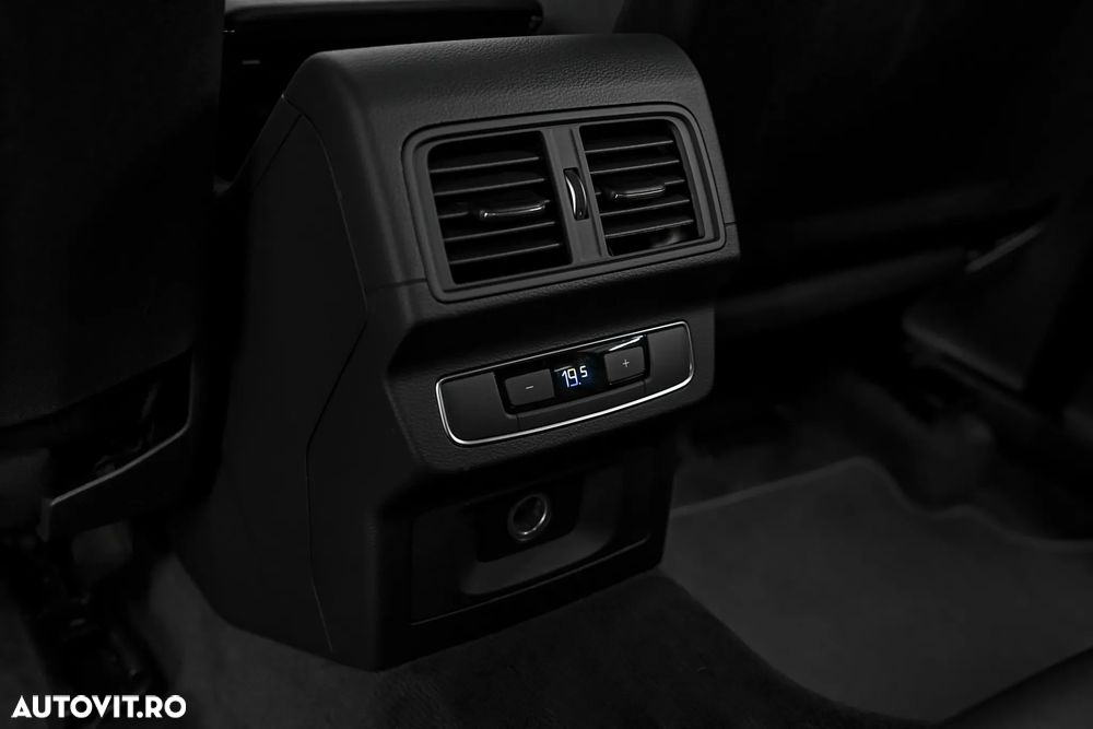Audi Q5 50 TFSIe quattro S tronic S line - 33